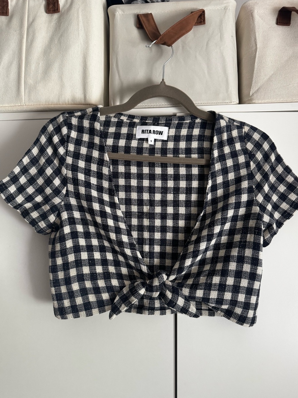 RITA ROW Black & White Gingham Tie-Front Crop Top
